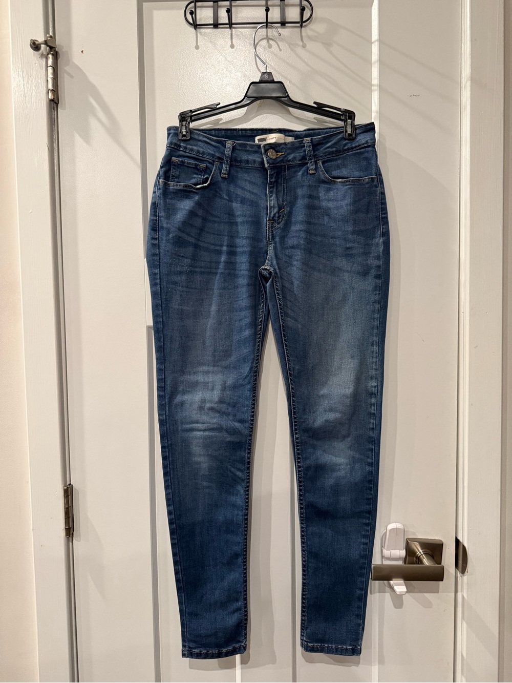 Signature by Levi Strauss Women's Medium Blue Skinny Jeans